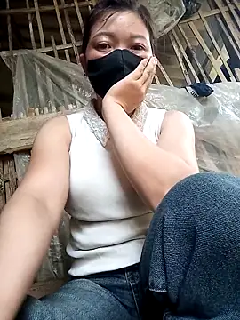 Bling-pusy online show from 04-20-26, 06:38