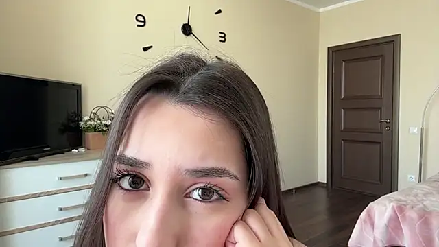 AdeleVelvet online show from 03-31-26, 09:21