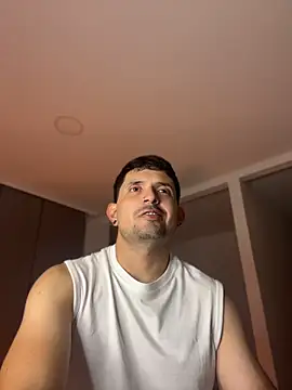 TroyeSavage online show from 04-20-26, 12:02