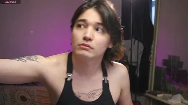 Badtwinkboys online show from 05-04-26, 01:29