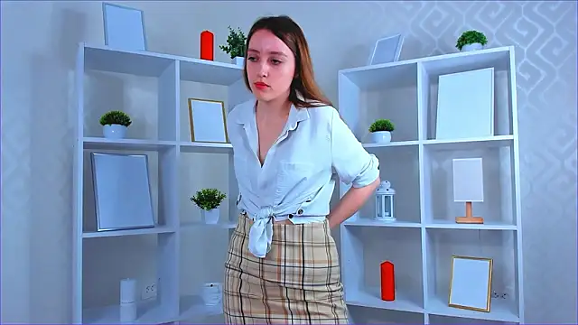 EsterCristofori online show from 03-27-26, 01:55