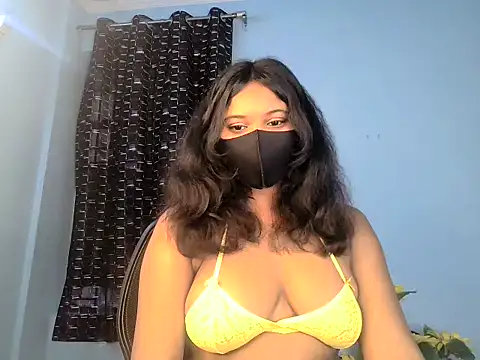 Snapshot of KASHISH_SINGH_ chatting on 05-08-26, 09:36 KASHISH SINGH online show from 05-08-26, 09:36