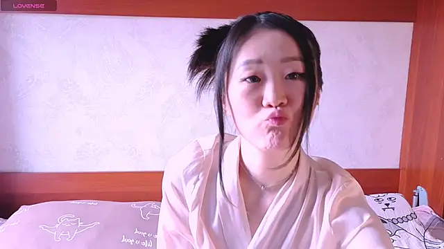 Snapshot of AikooYamada chatting on 05-30-26, 06:21 AikooYamada online show from 05-30-26, 06:21