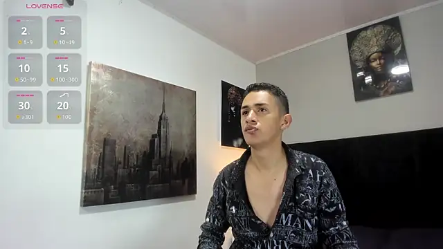 Snapshot of _Alan_Walker_1 chatting on 05-20-26, 03:18 Alan Walker 1 online show from 05-20-26, 03:18