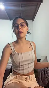 Cloebennet013 online show from 06-15-26, 10:01