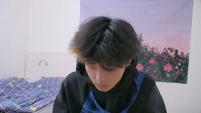 icecream-002 online show from 04-11-26, 11:36