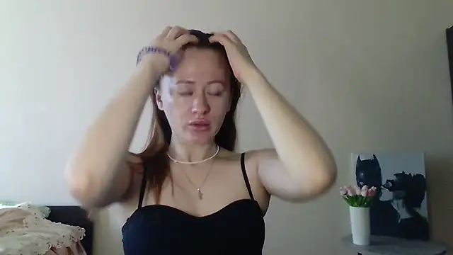 Whisper Of Desire online show from 04-28-26, 11:04