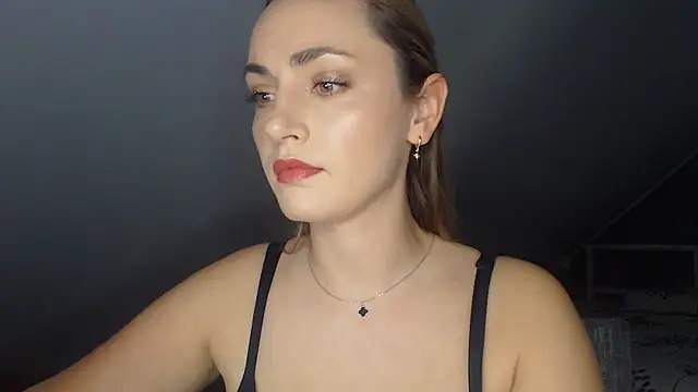 Snapshot of ScarlettSensitive chatting on 05-29-26, 06:22 ScarlettSensitive online show from 05-29-26, 06:22