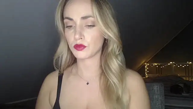 Snapshot of ScarlettSensitive chatting on 06-02-26, 07:16 ScarlettSensitive online show from 06-02-26, 07:16