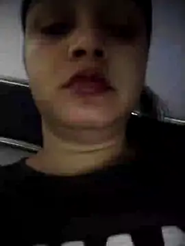Snapshot of Chandrika_Yadav chatting on 06-20-26, 06:22 Chandrika Yadav online show from 06-20-26, 06:22