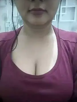 Snapshot of Chandrika_Yadav chatting on 07-03-26, 06:42 Chandrika Yadav online show from 07-03-26, 06:42