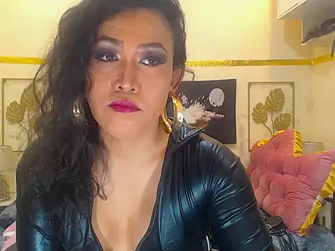 Snapshot of Tranishasha chatting on 03-11-26, 02:56 Tranishasha online show from 03-11-26, 02:56