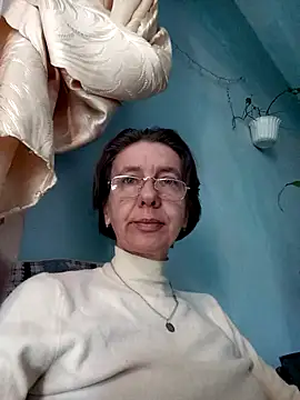 Tania9876 online show from 03-11-26, 06:52