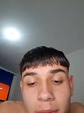 AxelKiran online show from 04-17-26, 11:19