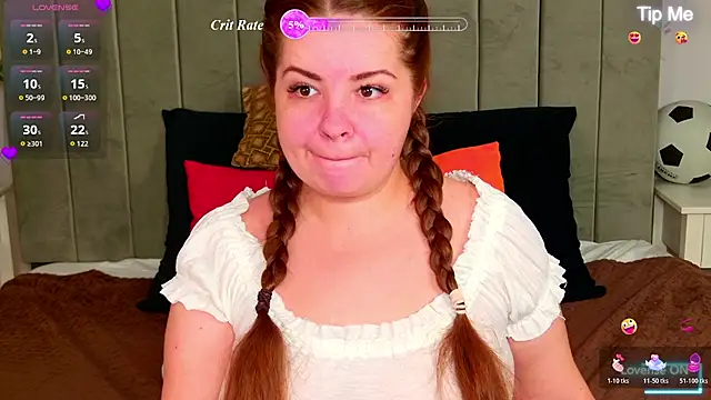 Snapshot of Riises chatting on 06-27-26, 07:35 Riises online show from 06-27-26, 07:35