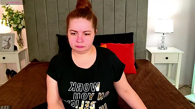 Snapshot of Riises chatting on 07-19-26, 06:39 Riises online show from 07-19-26, 06:39