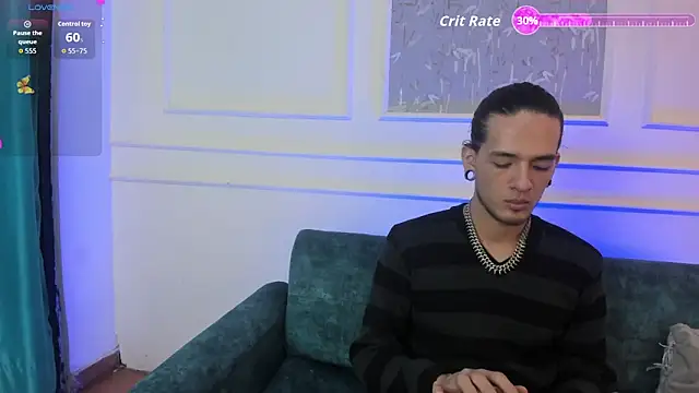 Snapshot of Skinny_Mac chatting on 06-18-26, 01:26 Skinny Mac online show from 06-18-26, 01:26