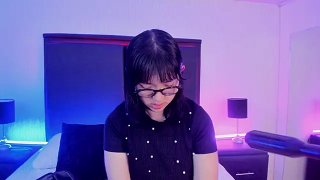 LilithBluum online show from 06-19-26, 11:36