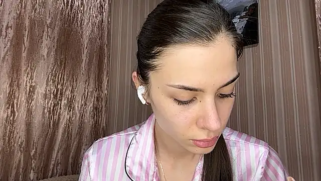 AylaLust online show from 04-11-26, 12:20