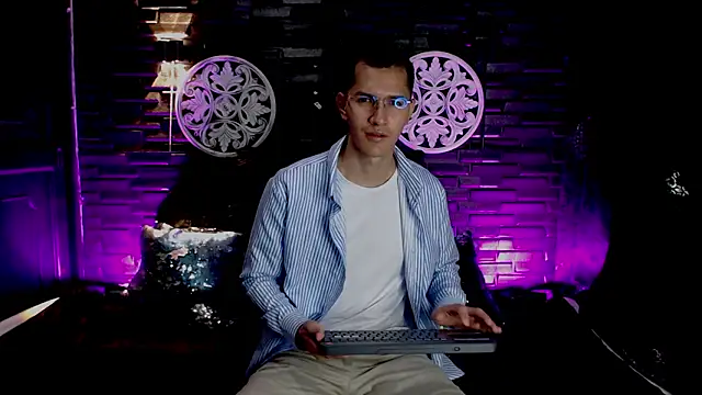 MilanDavid1 online show from 03-23-26, 05:28