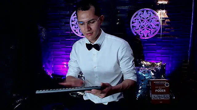 MilanDavid1 online show from 03-24-26, 06:13