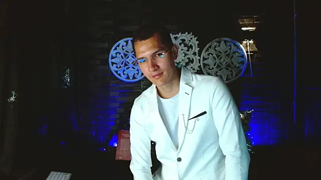 MilanDavid1 online show from 03-28-26, 05:45