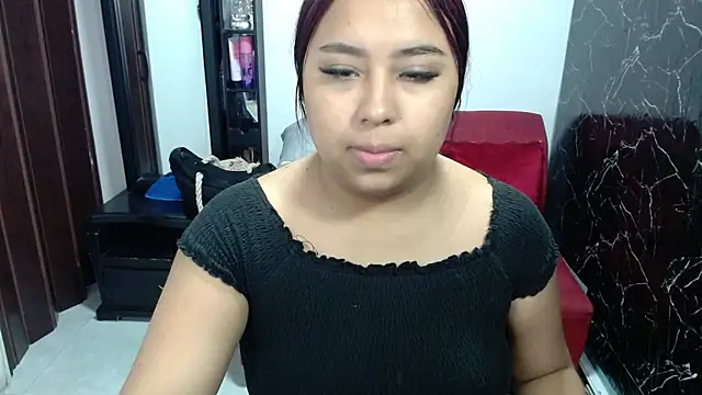 candymorena69 online show from 06-19-26, 12:42