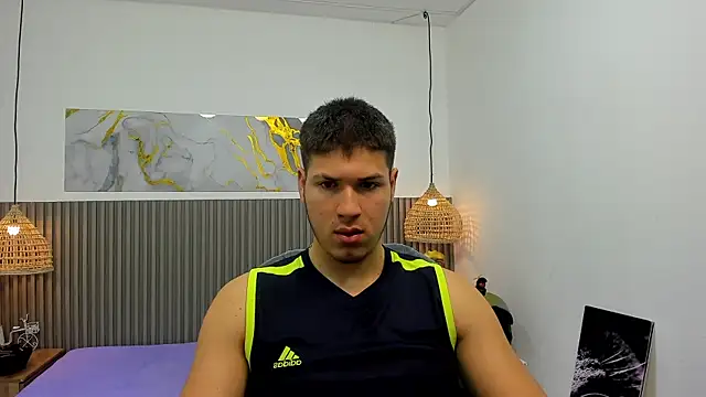 AlessandroFranco online show from 07-04-26, 01:28