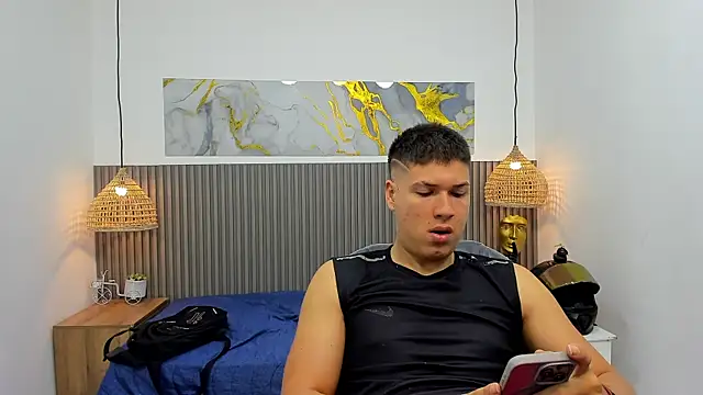 AlessandroFranco online show from 07-07-26, 12:42