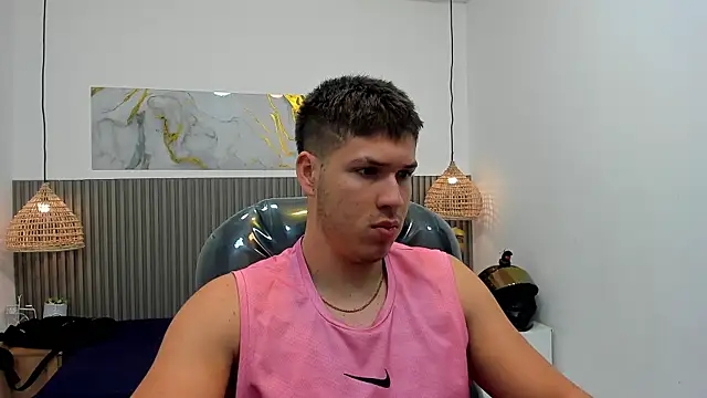 AlessandroFranco online show from 07-16-26, 12:44