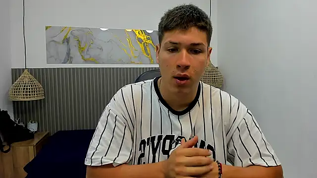 AlessandroFranco online show from 07-21-26, 12:29