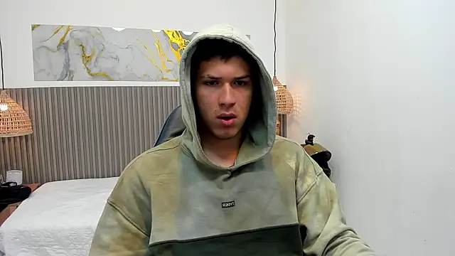 AlessandroFranco online show from 07-24-26, 12:36