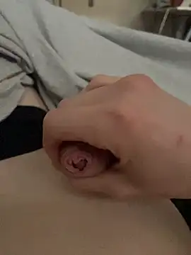Snapshot of curvedlongdick chatting on 04-02-26, 01:31 curvedlongdick online show from 04-02-26, 01:31