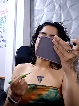 Kittylatina  online show from 03-18-26, 07:39