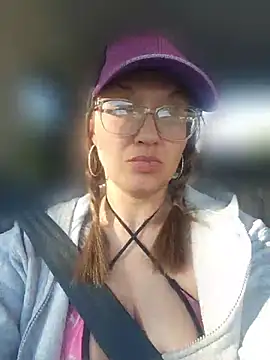 NicolePearl online show from 06-16-26, 10:34