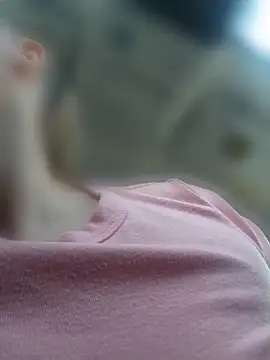 NicolePearl online show from 06-18-26, 01:59