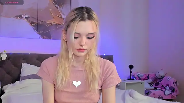 Mimi angels online show from 04-08-26, 12:43