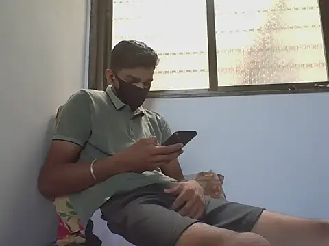 Roy3 2 online show from 04-07-26, 06:58