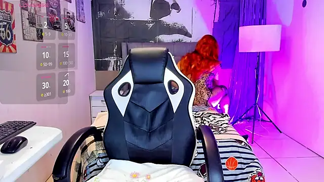 liam scoot  online show from 04-25-26, 04:37