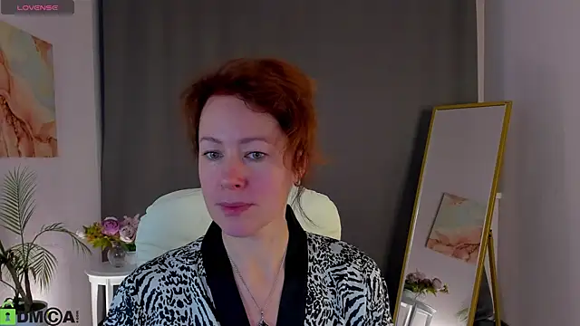 LeticiaRomano online show from 04-28-26, 04:06