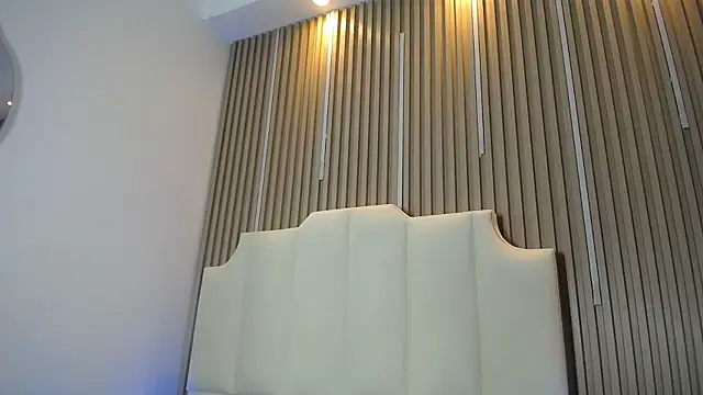 ZafiroCat online show from 05-09-26, 10:42