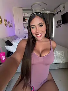 SaraValentina11 online show from 03-26-26, 06:57