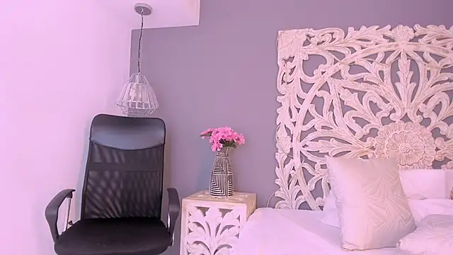 LucianaBlanco  online show from 06-13-26, 01:20