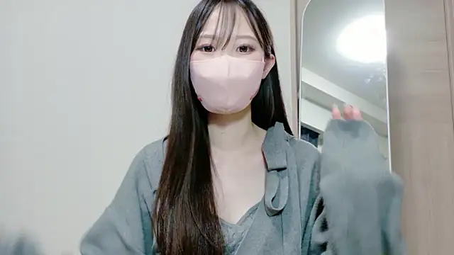 Snapshot of himachan_v chatting on 04-14-26, 12:22 himachan v online show from 04-14-26, 12:22