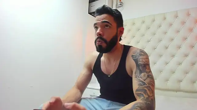 JEAN LEWIS2 online show from 04-22-26, 07:26