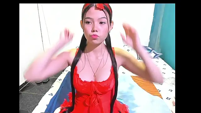 Draculaura X online show from 07-12-26, 08:11