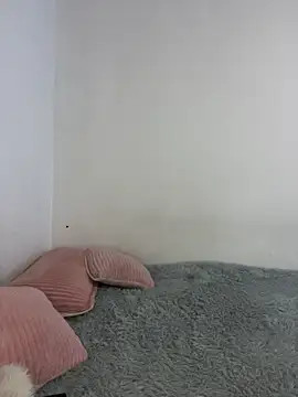 sylphiee  online show from 03-13-26, 03:13