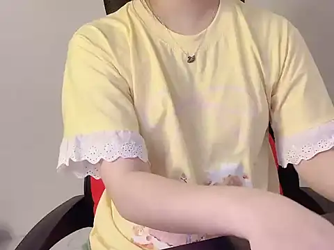 hunhun122 online show from 04-28-26, 03:39