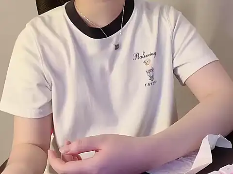 hunhun122 online show from 05-12-26, 06:05