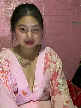 Motminhthoi online show from 04-06-26, 02:51